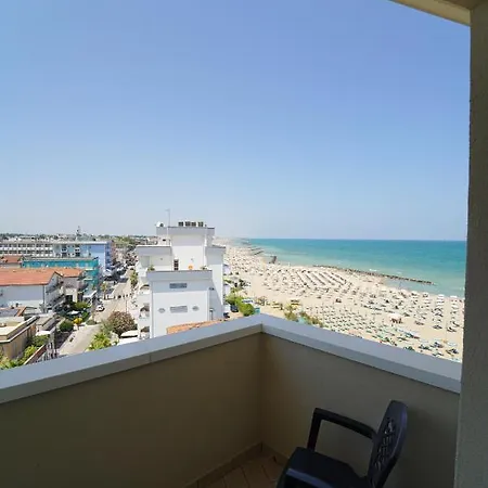 Imperial Hotel 4*