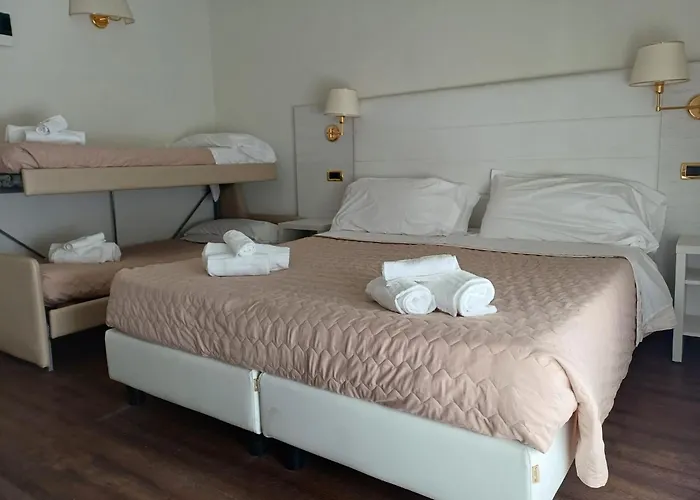 Отель Imperial 4*