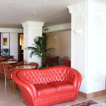Imperial Hotel 4*